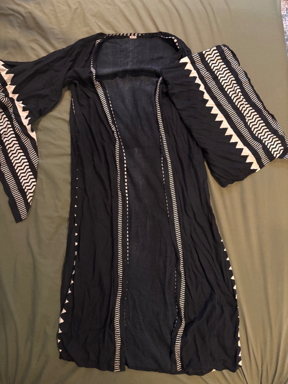 Black and white geometric Kimono- festival outfit